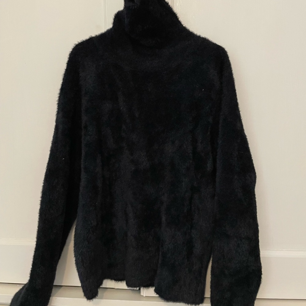 Zara girls size 11-12 mock neck fuzzy sweater